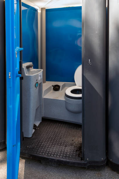 Best Construction site porta potty rental  in North Middletown, NJ
